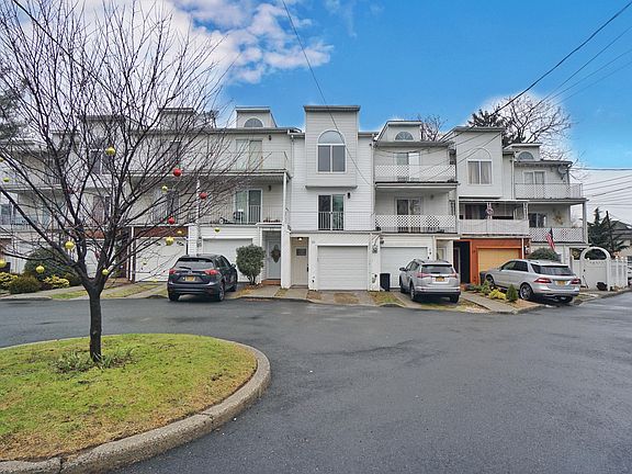 2nd image of 21 Gail Ct