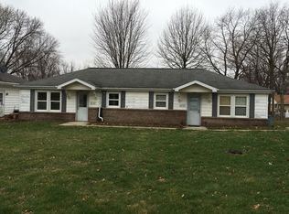 613 S Locust St, Tremont, IL 61568