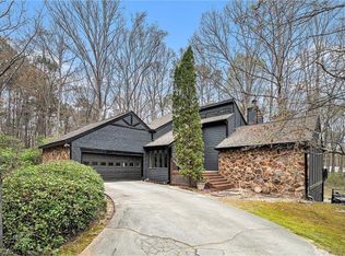 3341 Camelot Way, Loganville, GA 30052