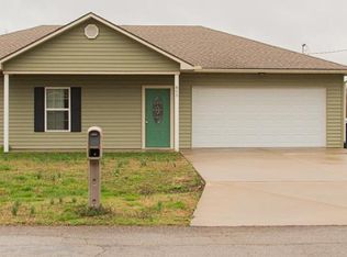 805 W Independence Ave, Cherryvale, KS 67335