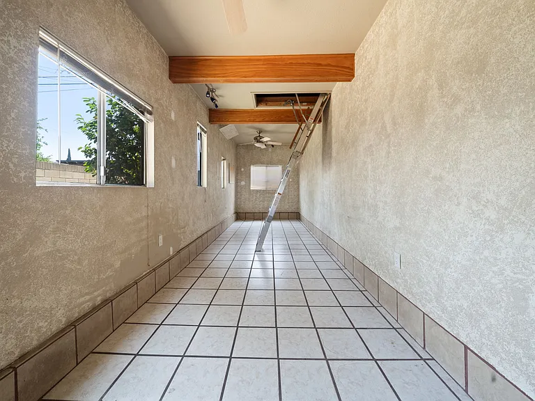 9310 Danby Ave — Photo 25
