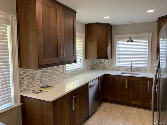 3rd image of 224 N McGowan Ave