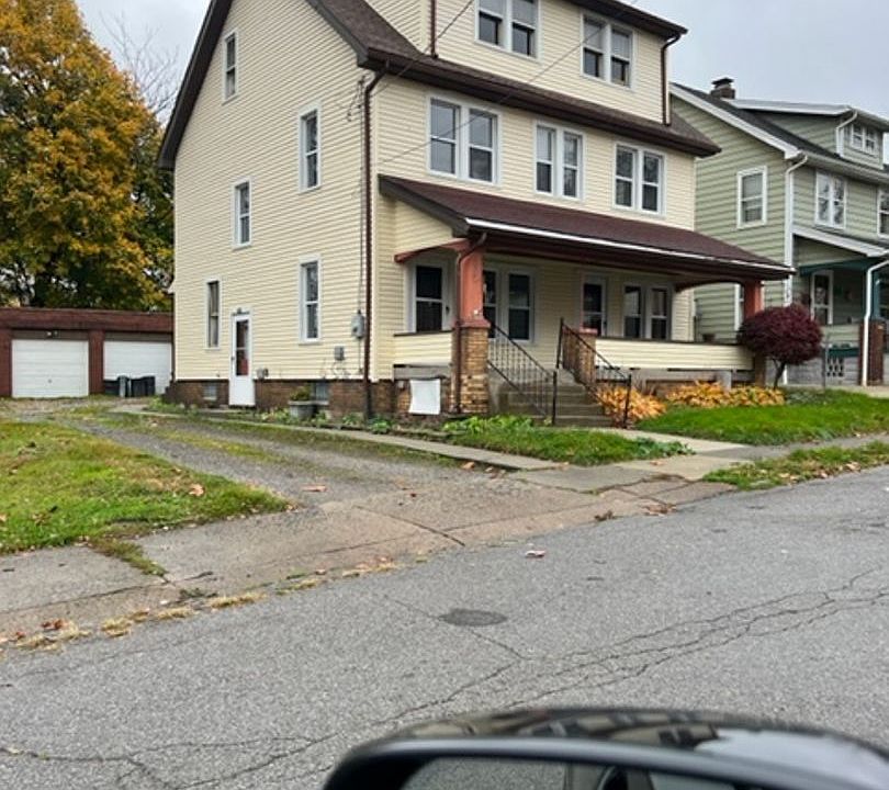 1st image of 359 Elberen St