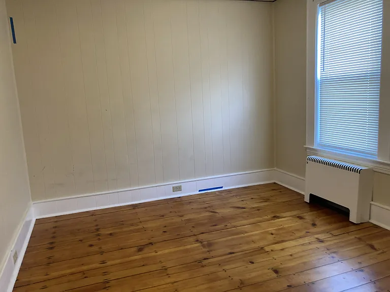 227 Cartier St #1 — Photo 9