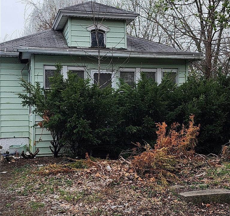 1st image of 1627 E Johns Ave