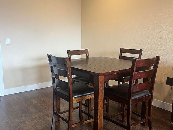 Dining Room Area