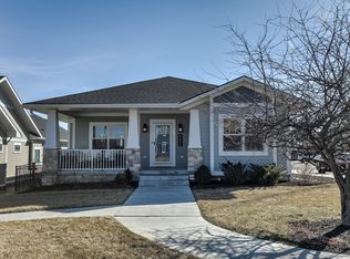 6015 Hidcote Dr, Lincoln, NE 68516