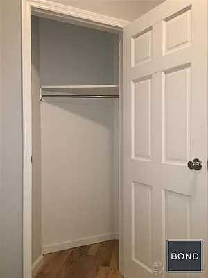 Rented by Bond New York | media 17