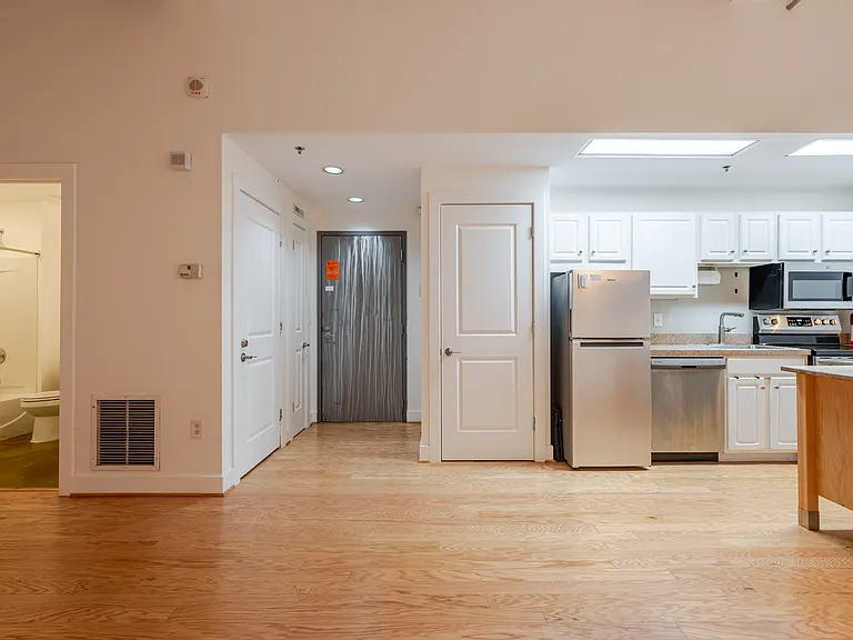 916 G St NW #306 — Photo 8