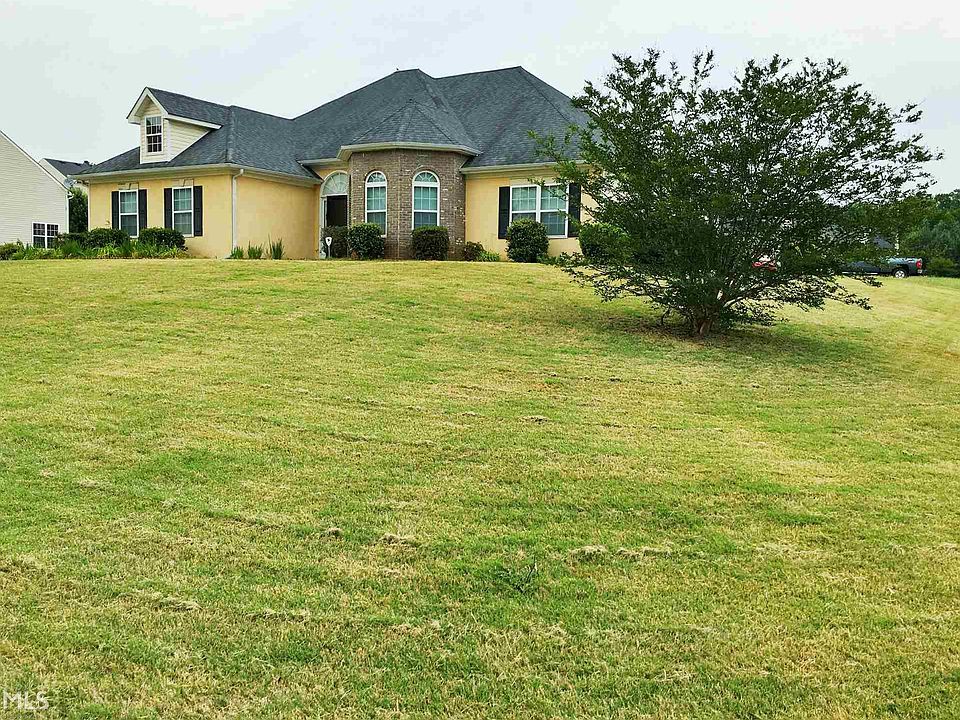 2nd image of 8007 Glen Iris Dr