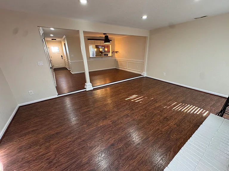 534 Biltmore Dr — Photo 6