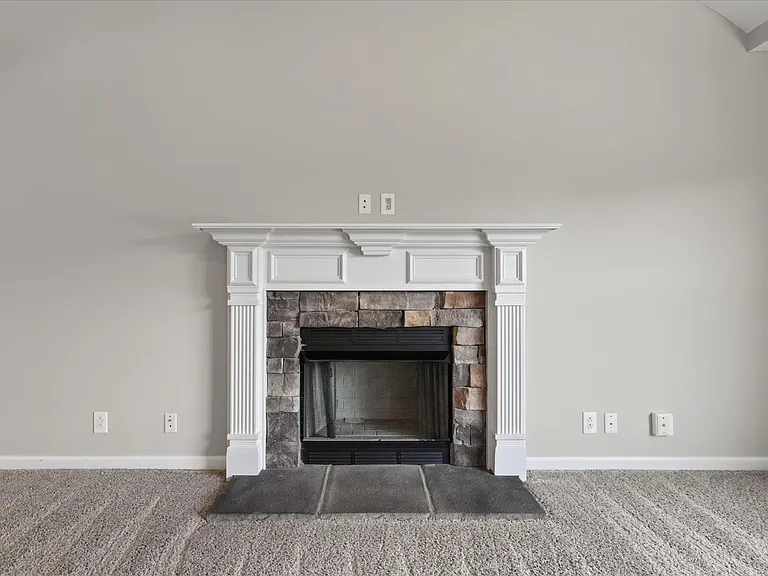 3702 Windmill Ct — Photo 7