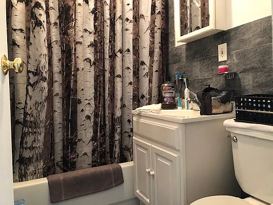 Rented by Lang Realty LLC | media 14