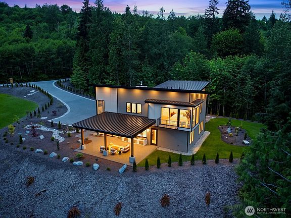 3rd image of 18315 Majestic Ridge Lane