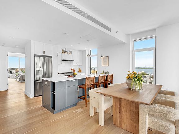 3rd image of 133 Beach 116 St Penthouse F