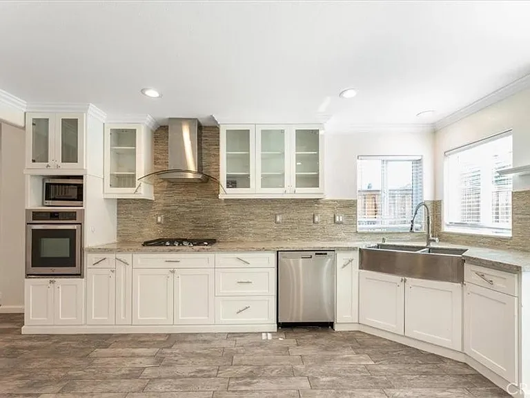 23889 Cruise Circle Dr — Photo 37