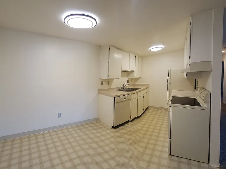 5586 Guilford Rd #2 — Photo 8