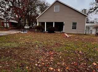 721 S 6th St, Chickasha, OK 73018
