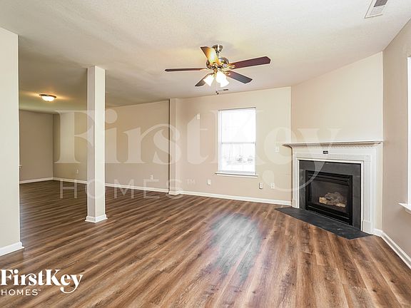 2nd image of 165 Salem Trail Ct