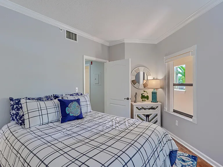 400 Uno Lago Dr #204 — Photo 30