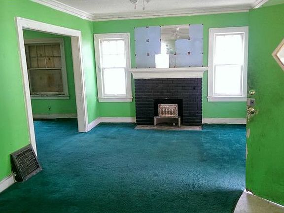 2nd image of 5223 Woodland Ave