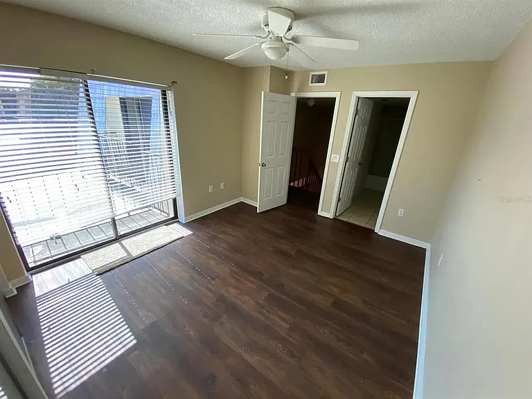 2949 Poplar Ave — Photo 14