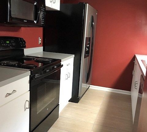 4th image of 169 Emerald Dr