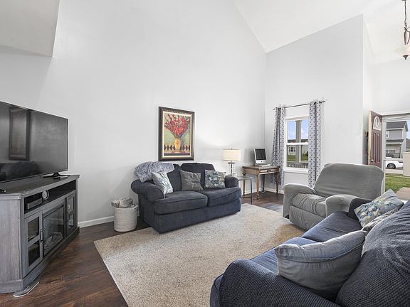 3rd image of 933 Madison Ave #933