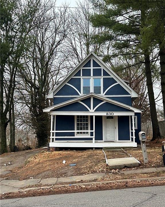 1st image of 830 Unity St