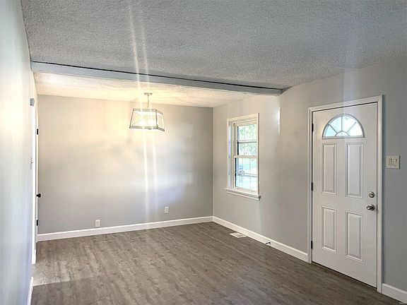 3rd image of 3408 Saint Ignatius Ln