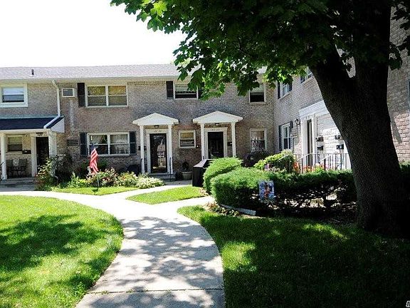 2nd image of 26818 82nd Ave #141B