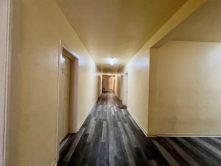 2705 Lorraine St #8 — Photo 18