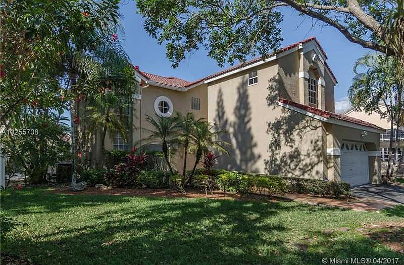 1st image of 1285 Bayview Cir