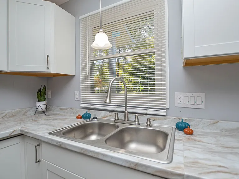 5385 Macy Grove Rd — Photo 11