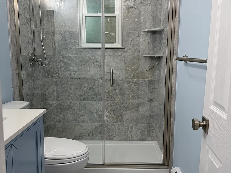 15 Main St #6 — Photo 9