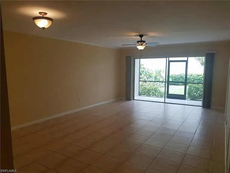 5697 Rattlesnake Hammock Rd #101C — Photo 4