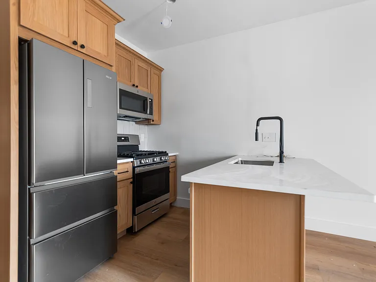 113 Ives Street — Photo 64
