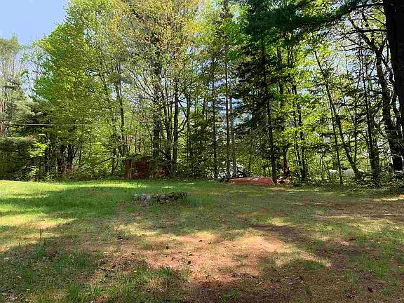 2nd image of 45 Cove Road Ext