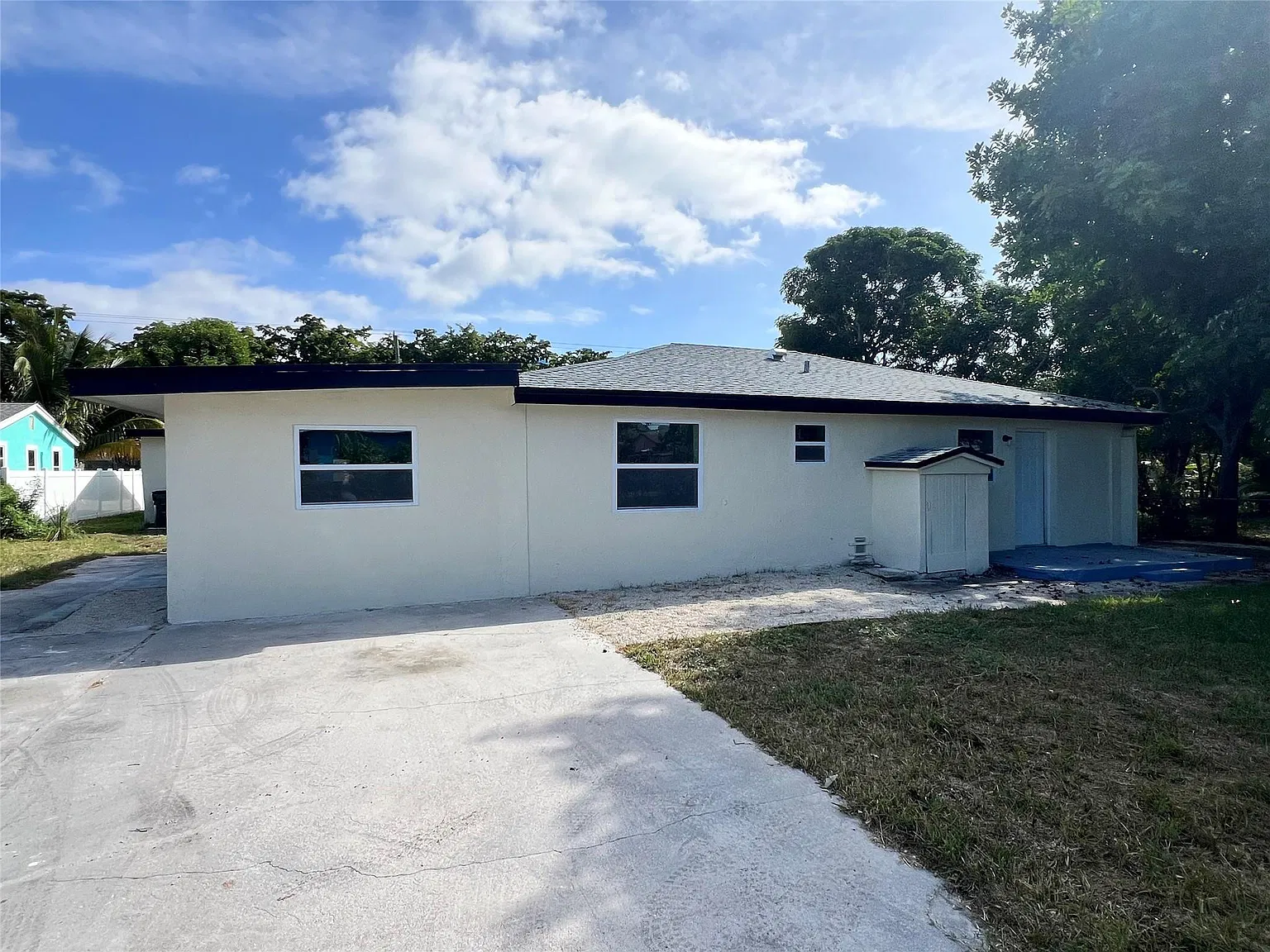 4 bed, 2.0 bath, 1102 sqft, $3,300 — Photo 1