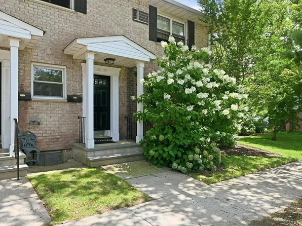 82-75 Langdale Street #103A, New Hyde Park, NY 11040