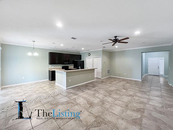 5th image of 8825 Isla Bella Dr