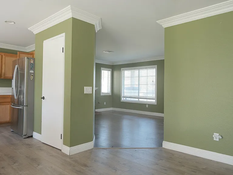 3537 Maguire Rd — Photo 14