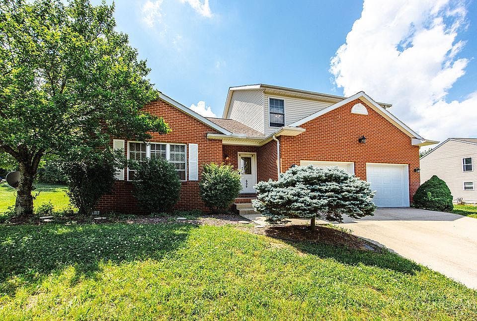 1st image of 609 Honor Ln