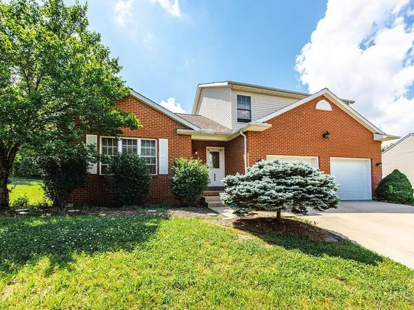 609 Honor Ln, Oxford, OH 45056