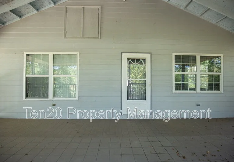 5125 13th Ave #2 — Photo 1
