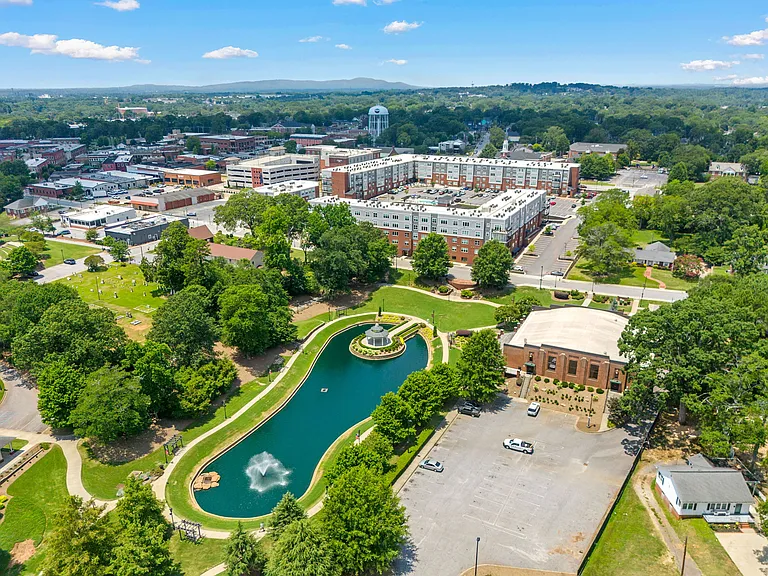 Park View Greer — Photo 12