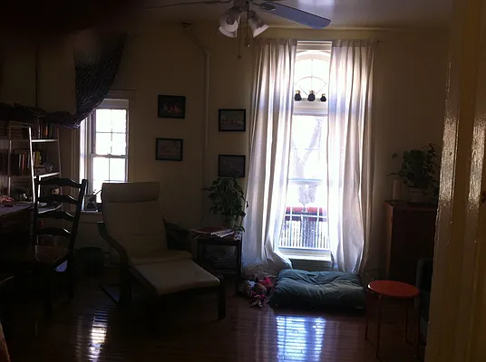 Rented by Sunrise Real Estate | media 26