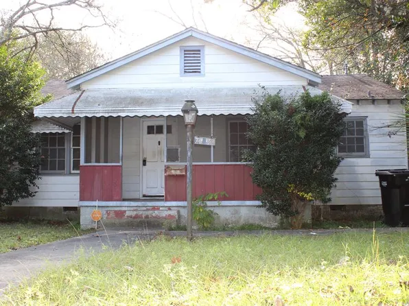 2630 Garden Dr, Columbus, GA 31903