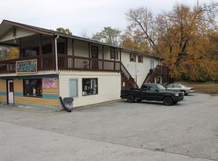 3815 E Indian Trl, Louisville, KY 40213