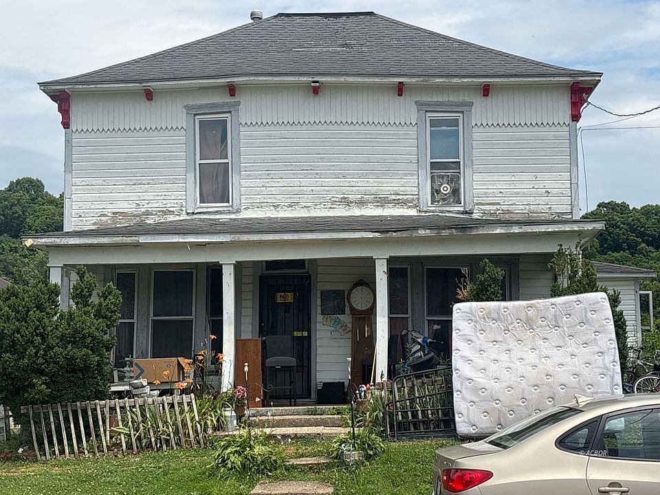 1st image of 11 Cherry St